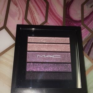Mac Veluxe Pearlfusion Shadow